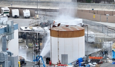 California Chemical Tank Failure Sparks Mass Evacuations Amid Explosion Fears
